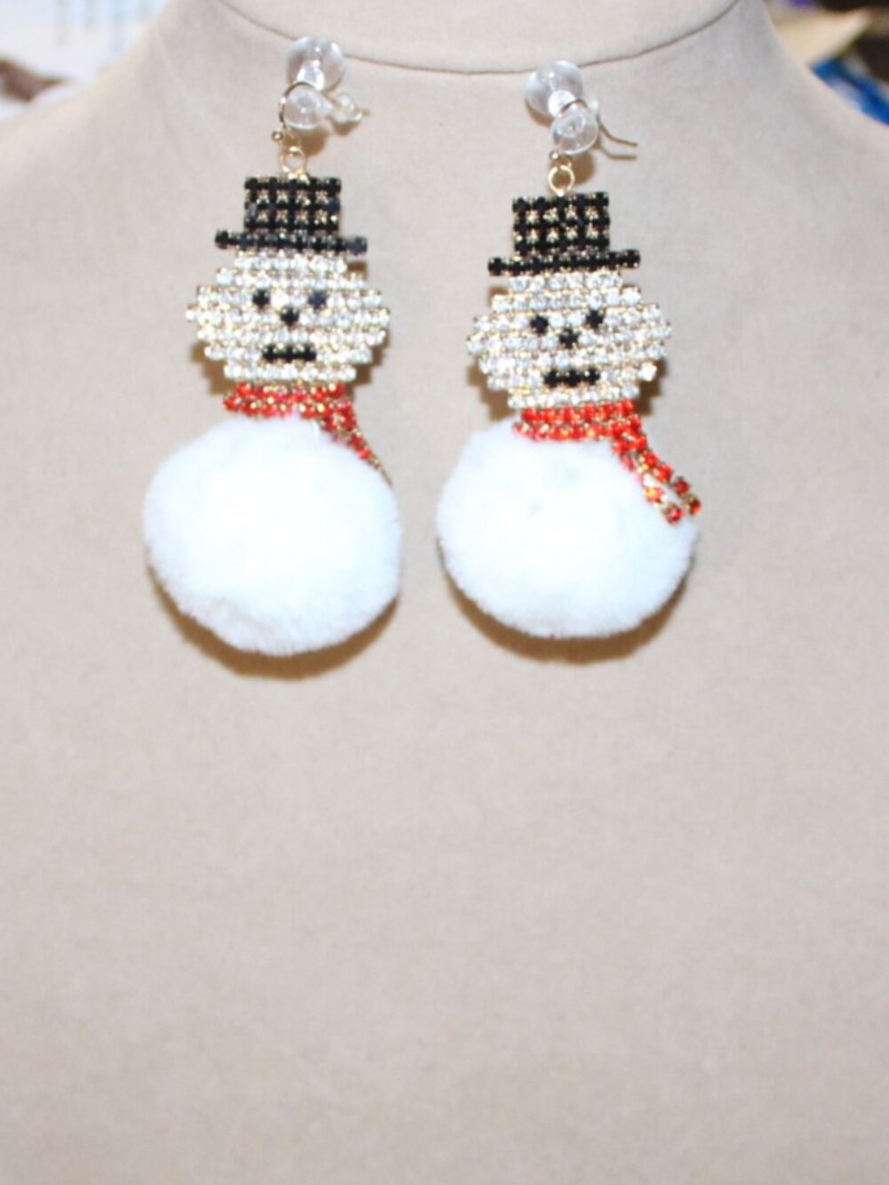 NWOT Torrid snowman earrings  CUTE!